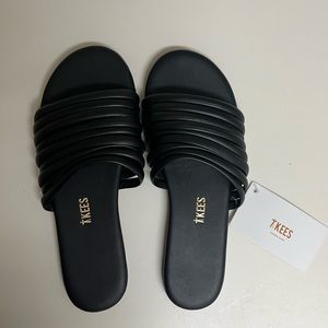 Cairo Tkees Sandals (brand new never worn)